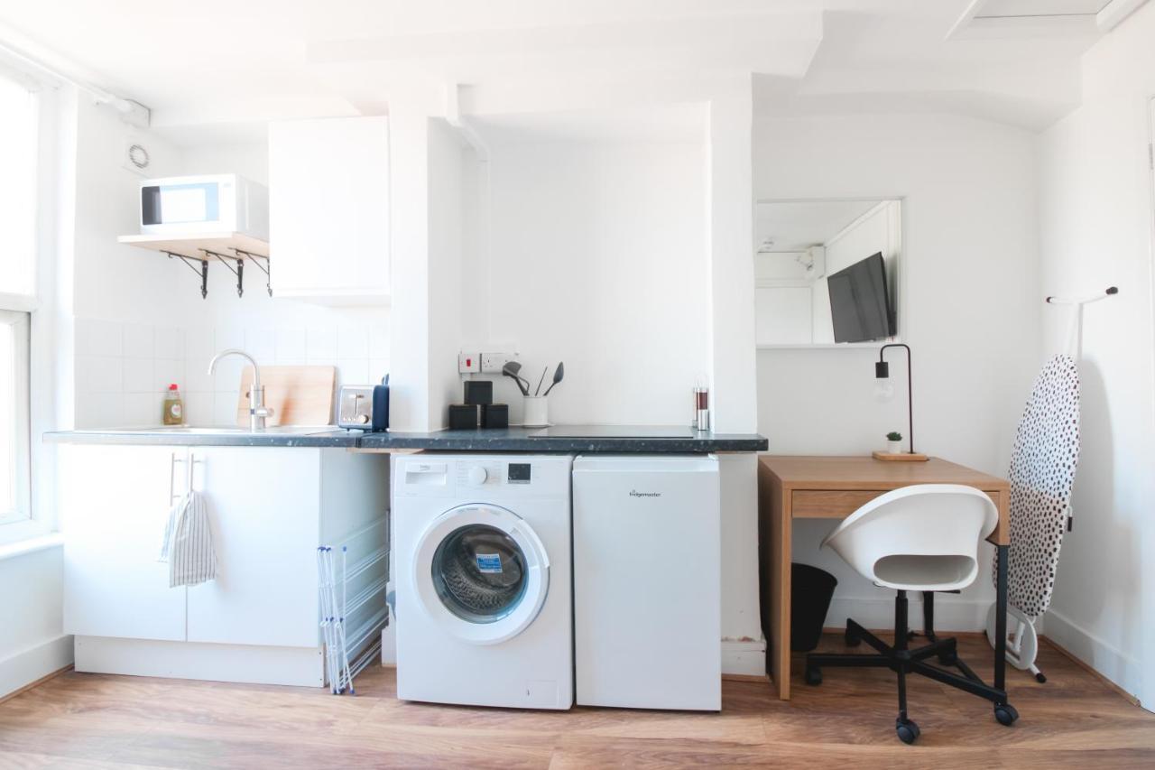 Lovely Studio Flats In Hackney Apartment Londra Exterior foto