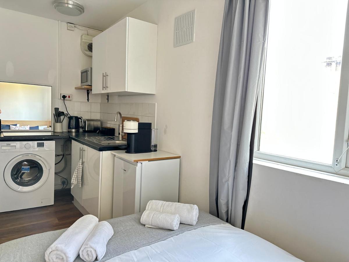 Lovely Studio Flats In Hackney Apartment Londra Exterior foto