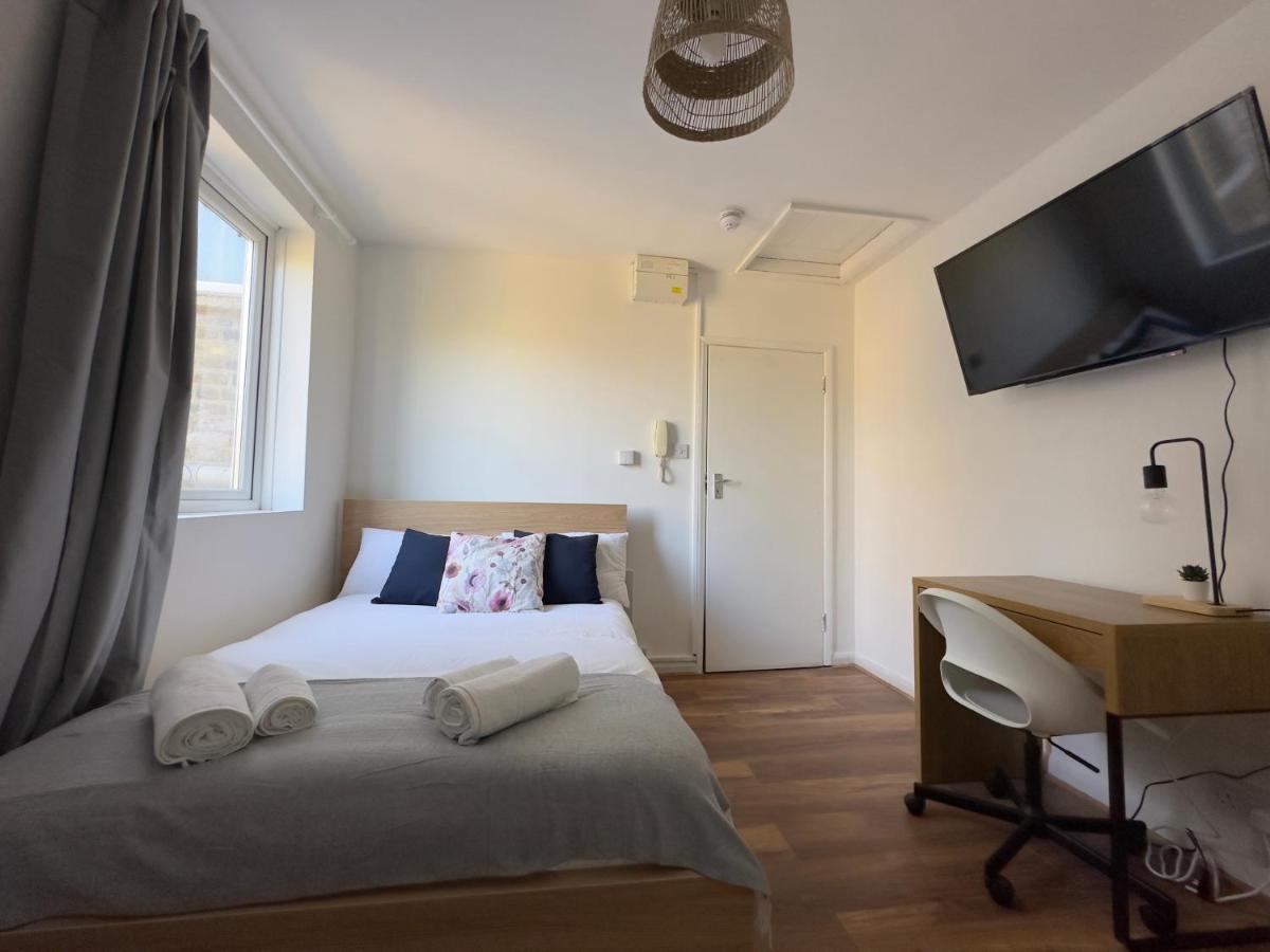 Lovely Studio Flats In Hackney Apartment Londra Exterior foto
